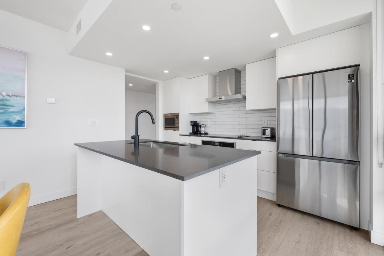Brand New Luxury Downtown Near The Beach #13 Kelowna Extérieur photo